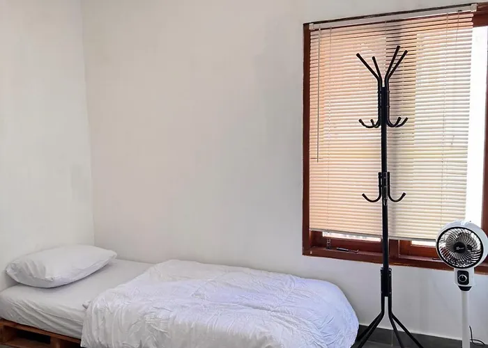 Cozy Minimalist Near & Kuta *